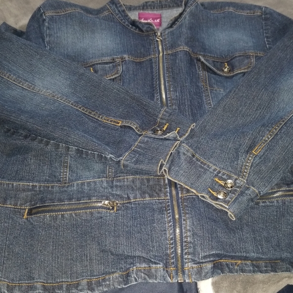 Gloria Vanderbilt Jackets & Blazers - Gloria vandervelts plus size Jean jacket zip-up fr